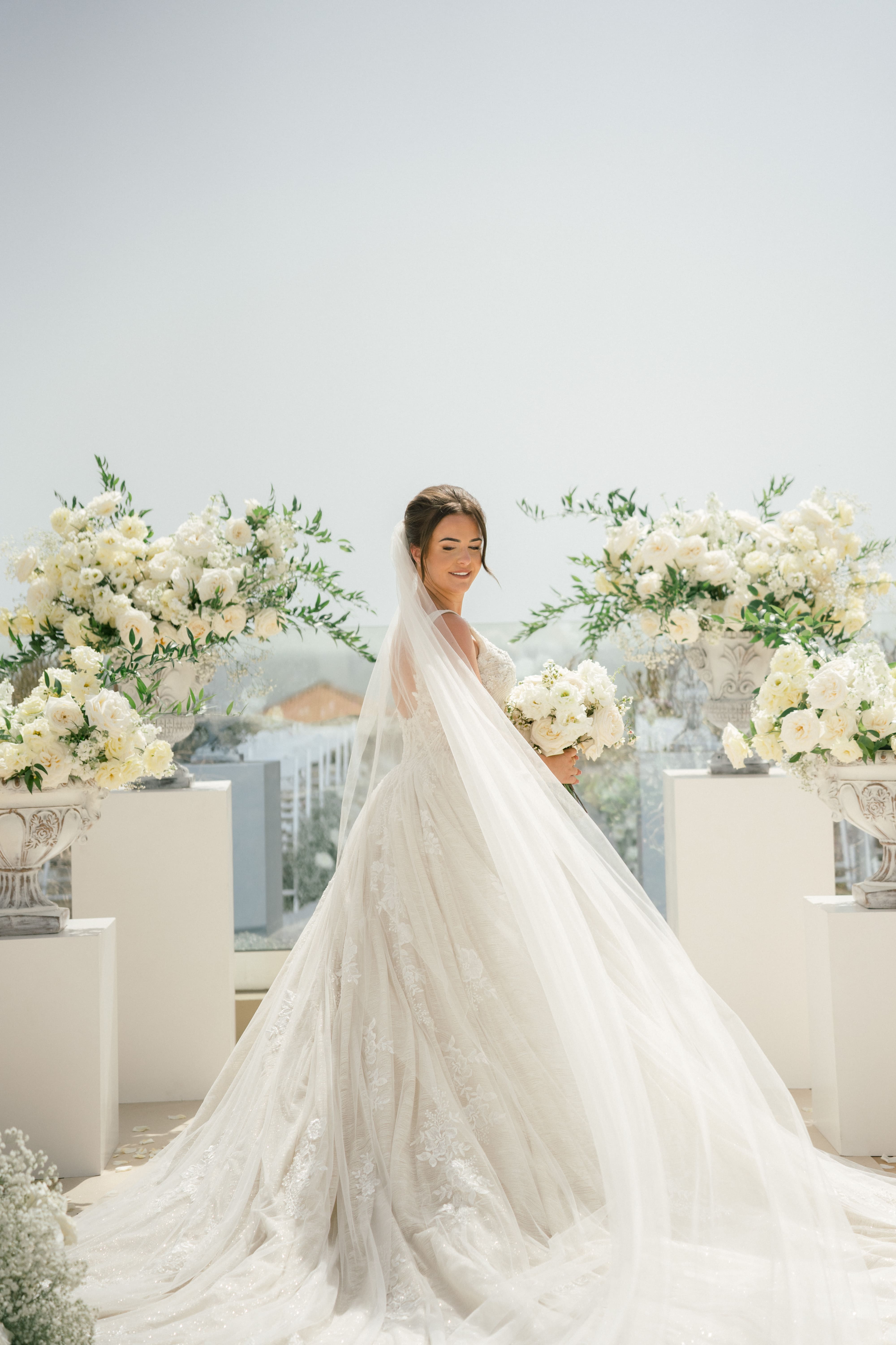 Book your wedding day in GF VICTORIA